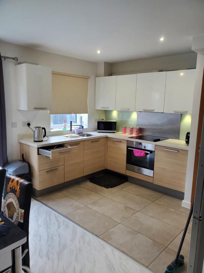 Beautiful & Elegant 2 Bed Room House Manchester Exterior foto